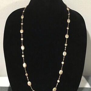 Lia Sofia 18” knecklace. Brass in color. Has extender and lobster claw clasp.